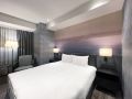 lakeshore-hotel-metropolis-i