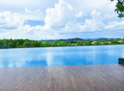 KLIA Lili Residensi 5+2 PAX 帶華麗泳池