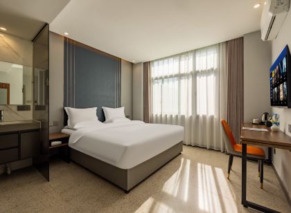 餘姚江南商務賓館(汽車南站店)