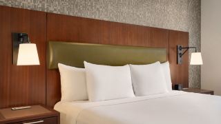 doubletree-by-hilton-new-york-downtown