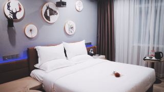 movie-hotel-guangzhou-pazhou-exhibition-center-store