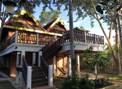 สิบล้านบุรีรีสอร์ท
