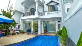 spring-pool-villa-hoang-hoa-tham