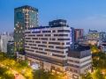 crystal-orange-hotel-hangzhou-wulin-square-metro-station