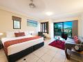 at-waterfront-whitsunday-retreat