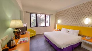 silvermine-beach-resort
