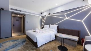 movie-hotel-guangzhou-pazhou-exhibition-center-store