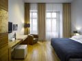 the-icon-hotel-and-lounge