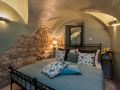 hotel-at-the-black-star-charming-romantic-suites-and-apartments