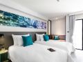 cross-vibe-bangkok-sukhumvit