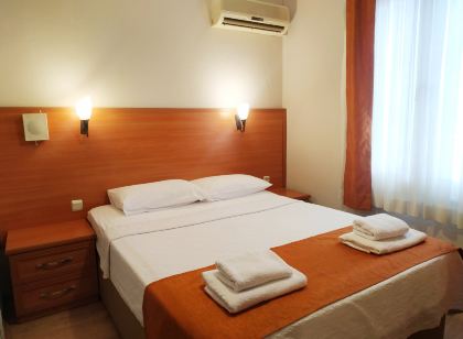Yalcin Hotel