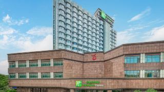 holiday-inn-express-nanchang-bayi-square