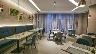 home-inn-selected-chongqing-jiefangbei-hongyadong-pedestrian-street