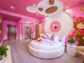 meet-the-theme-hotel