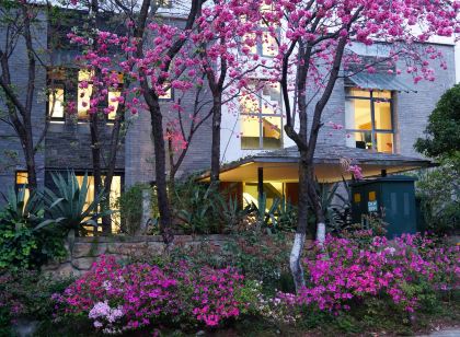 Yichen Hotel