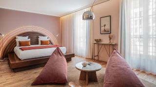 seven-hotel