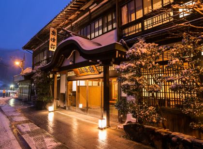 名泉鍵湯 奥津荘