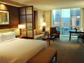the-signature-at-mgm-grand-all-suites