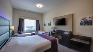 premier-inn-dubai-ibn-battuta-mall