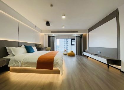 Xinyueju Homestay (Fantawild Dino Kingdom)