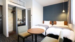m-s-hotel-nijojo-oike