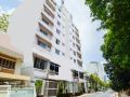 oyo-1042-boon-s-residence-sathorn