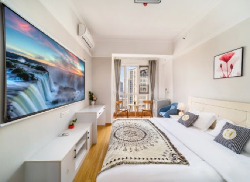 Journey Station Boutique Hotel Apartment (Wuhan Railway Station Happy Valley)