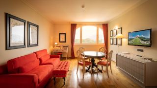 resort-collina-d-oro-agra