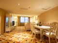 felman-platinum-hotel