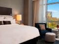 renaissance-arlington-capital-view-hotel