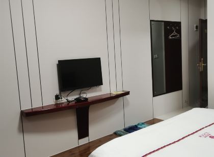 Huangmei Tianhe Business Hotel (Xiaochi Town)