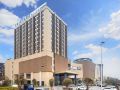 olive-social-high-speed-rail-wanda-store