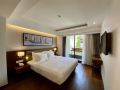 uptown-hotel
