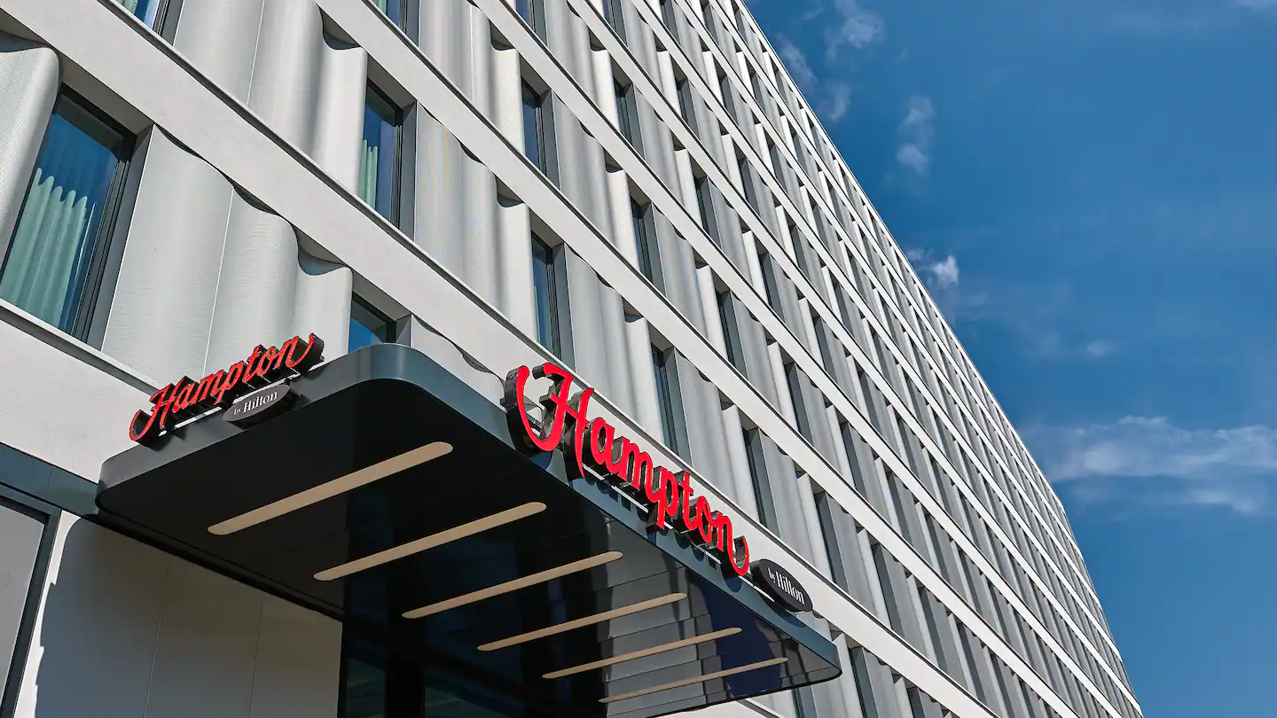 hampton-by-hilton-berlin-city-centre-alexanderplatz