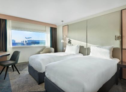 Hyatt Place London Heathrow Airport