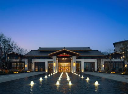 峨眉山景區希爾頓歡朋飯店