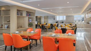 kyriad-marve-lous-hotel