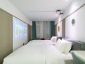bayi-space-hotel
