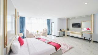 sunny-hotel-kampot