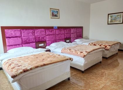 共和尕藏ファミリー民宿