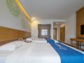 huayi-select-hotel-weihai-high-speed-railway-railway-station-bus-station