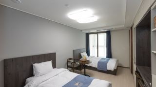 golden-planet-hotel