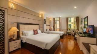 golden-cyclo-hotel