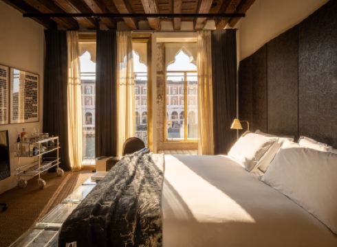 The Venice Venice Hotel