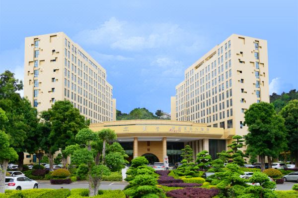 十堰世纪百强武当雅阁国际大酒店