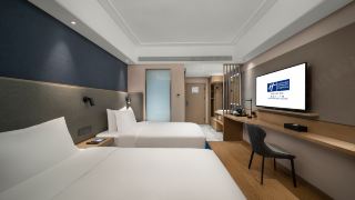 holiday-inn-express-nanchang-bayi-square