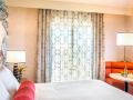 courtyard-by-marriott-anaheim-theme-park-entrance