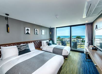 Jeju Marevo Beach Hotel