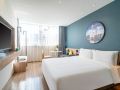shanghai-lujiazui-minsheng-road-subway-station-atour-hotel