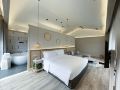 hentique-pinecone-hotel